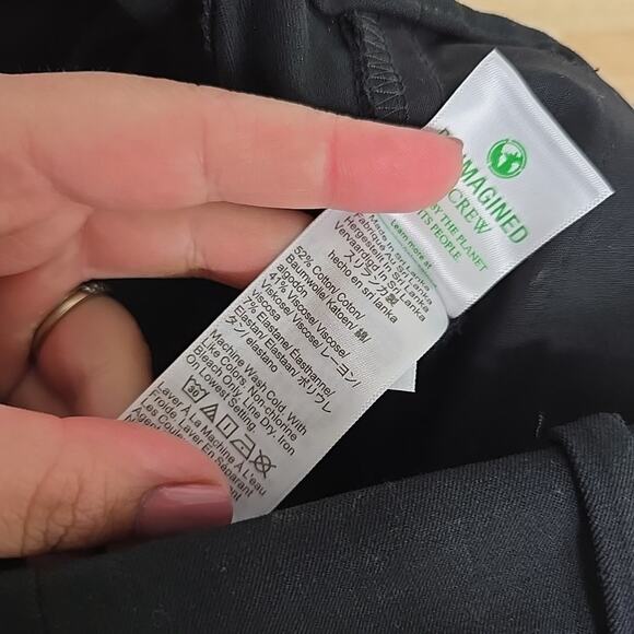 J.Crew Petite Cropped Wide Leg Cropped Chino Pant Black Size 8P CG390 Office - Picture 4 of 9